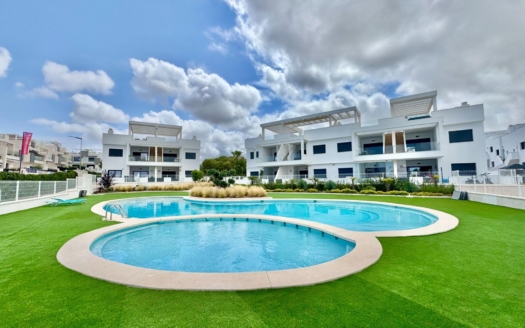 Penthouse in Torrevieja – EE13942