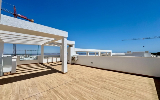 Penthouse in Torrevieja – EE13942