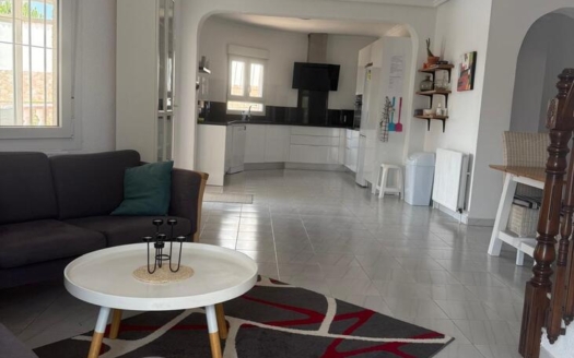 Villa in Ciudad Quesada – EE13617