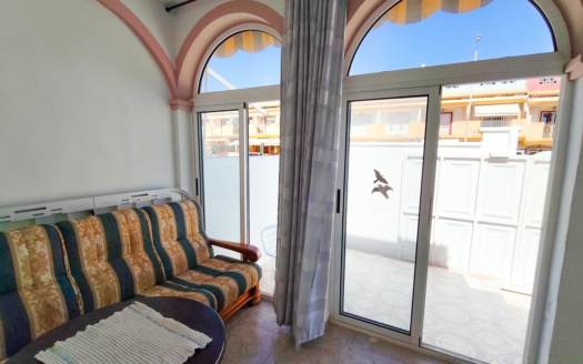 Town House in Playa Flamenca – EE13747