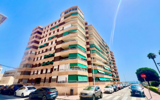Apartament w Torrevieja – EE13633