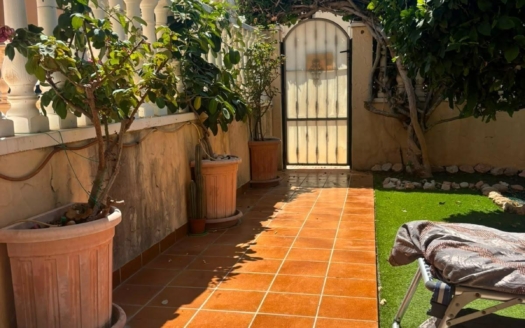 Villa i Orihuela Costa – EE13746
