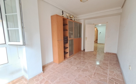 Apartamento en Torrevieja – EE9040