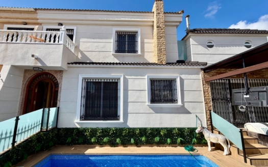 Dom w Orihuela Costa – EE13943