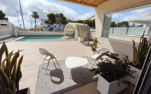 Villa en Orihuela Costa – EE12980