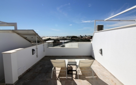 Villa in Pilar de La Horadada – EE13765