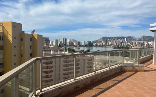 Takvåning i Calpe – EE13738