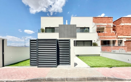 Casa adosada en Cox – EE9517
