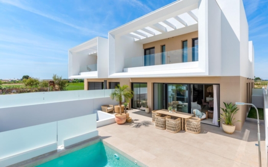 Town House in Dolores – EE8162