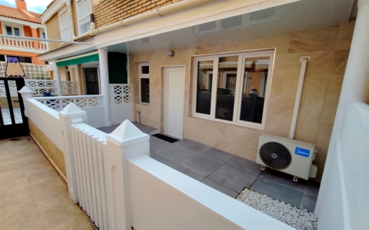 Apartment in La Mata – EE14124