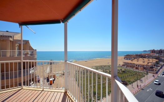 Apartment in Torrevieja – EE14180
