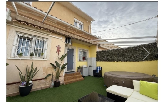 Town House in Orihuela Costa – EE14129