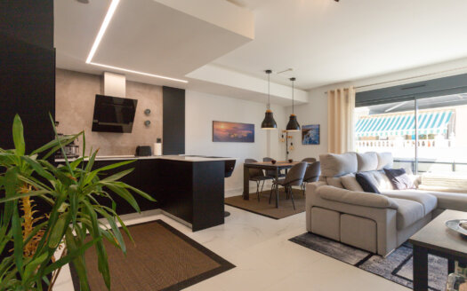Apartment in Torrevieja – EE14271