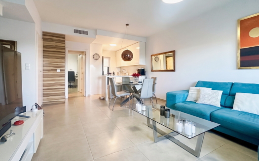 Town House in Villamartin – EE14166