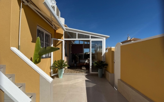 Villa in Orihuela Costa – EE14213