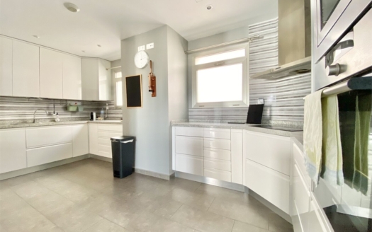 Penthouse à Villamartin – EE9702