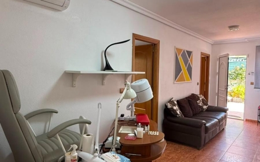 Bungalow in Torrevieja – EE14053