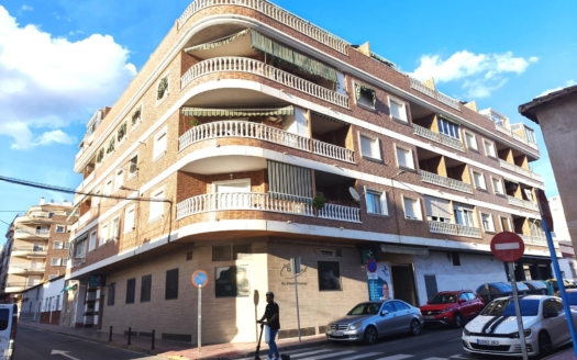 Apartment in Torrevieja – EE14134