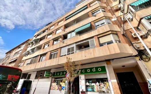 Apartment in Torrevieja – EE14140