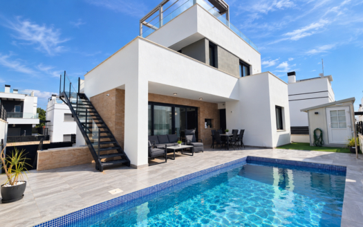 Villa in Villamartin – EE14060