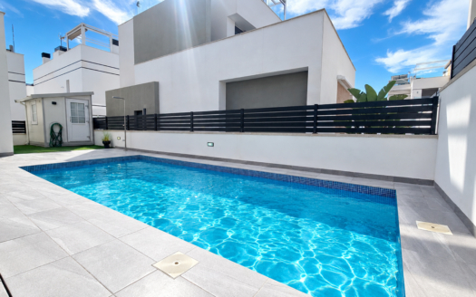 Villa in Villamartin – EE14060