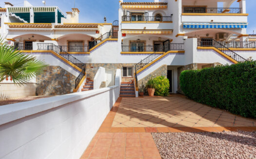 Maison de ville à Villamartin – EE14287