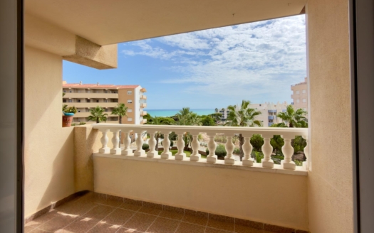 Apartment in Guardamar del Segura – EE14052
