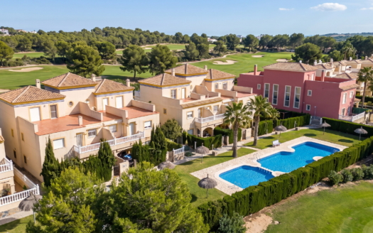 Town House in Orihuela Costa – EE14139