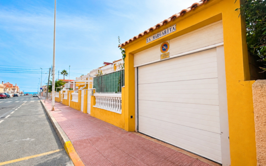 Apartment in La Mata – EE14050
