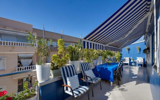 Penthouse in Torrevieja – EE14056