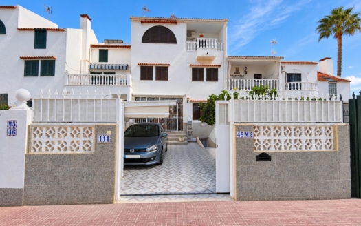 Dom w Torrevieja – EE14149