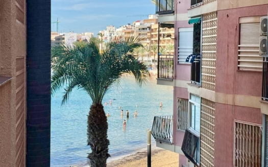 Apartment in Torrevieja – EE14251