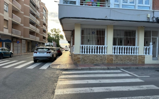 Appartement à Torrevieja – EE14230