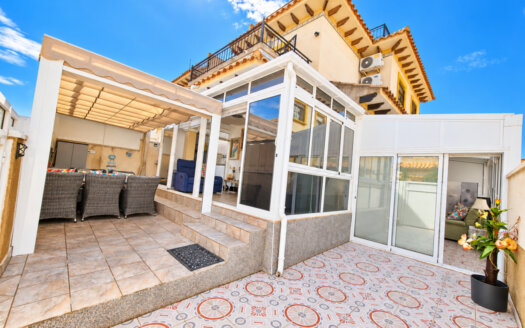 Maison quadruple à La Zenia – EE14289