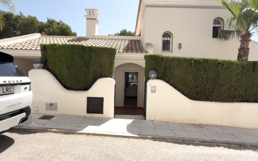 Villa in Orihuela Costa – EE14125