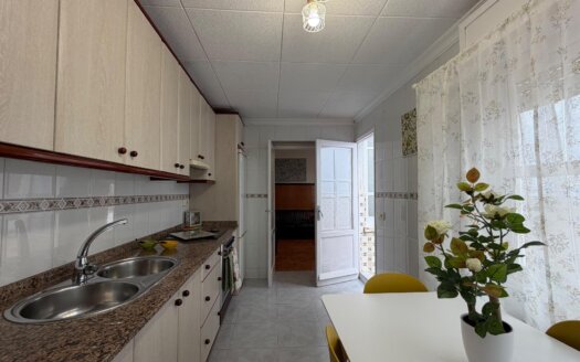 Apartment in Torrevieja – EE14281