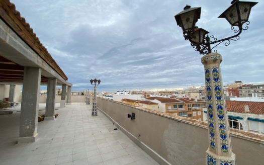 Ático en Torrevieja – EE10719