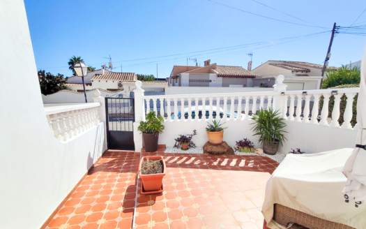 Town House in Los Balcones – EE14059