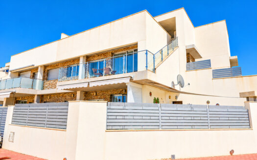 Apartment in Torrevieja – EE14288