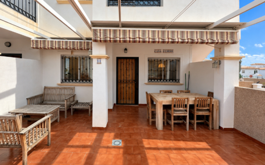 Bungalow in Punta Prima – EE14177
