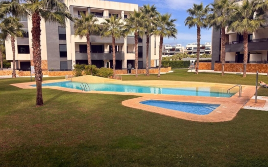 Apartment in Los Altos – EE14214