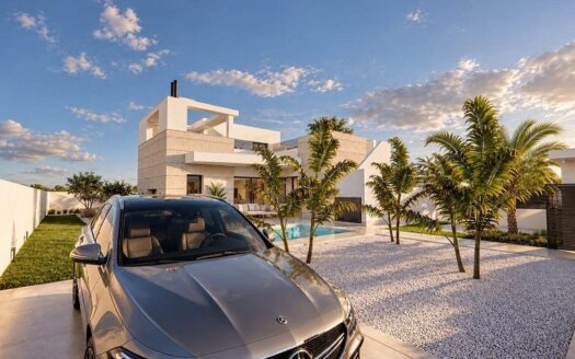 Villa à Torrevieja – EE14276