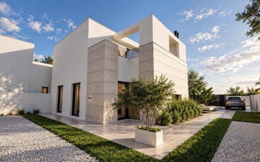 Villa à Torrevieja – EE14276
