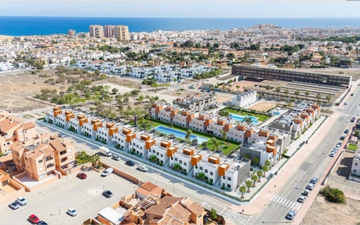 Bungalow in Torrevieja – EE9512
